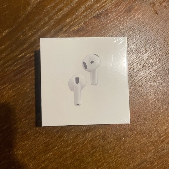 Apple AirPods with Noise Cancellation - Picture 3 of 3